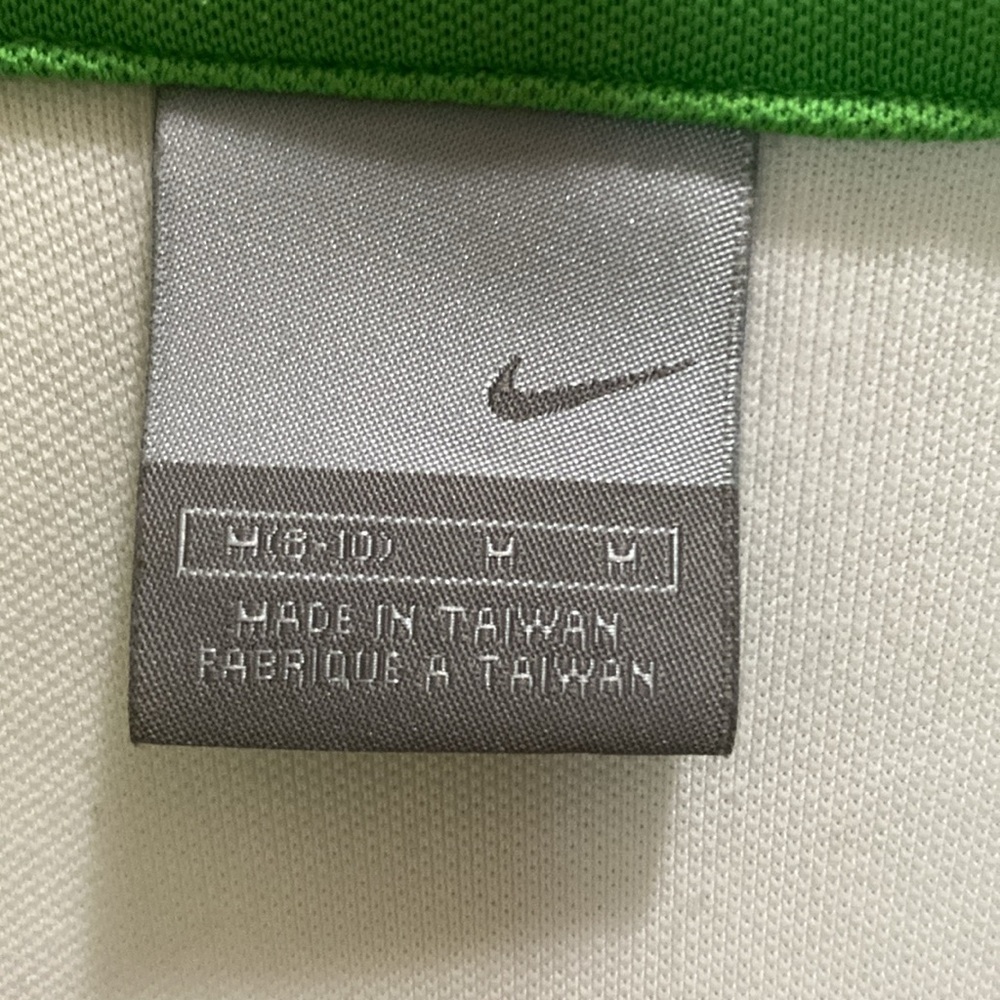 Nike Jacket Size Medium - image 5